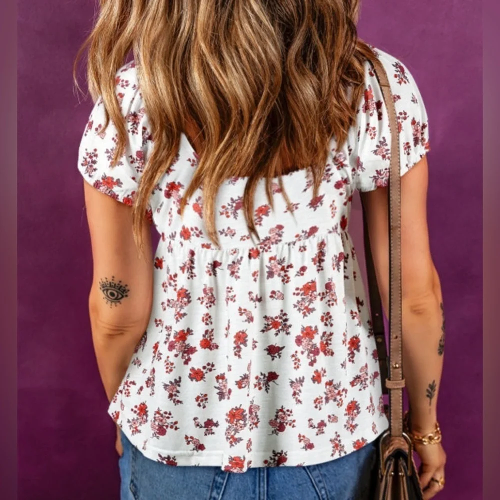 Floral Print White and Red Women's Top - Picture 2 of 12